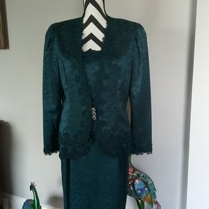 Beautiful Teal Formal Dress Set